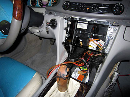 Car-PC for Mercedes E Class, W 211