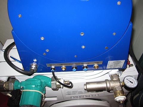 Индукционная печь Indutherm MC15, Walzbachtal (Германия). Вид сзади. Разъёмы.