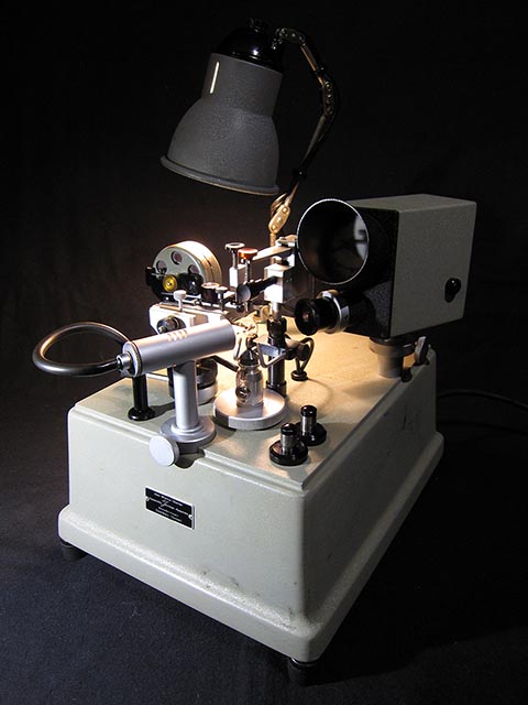 Jean Widmer-Steiner для уравновешивания винтового баланса Тип 1, который сверлится вертикально. Подробный общий вид.