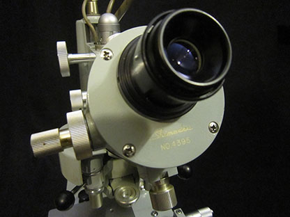 Shimadzu Vickers Microhardness Tester Type M, okular