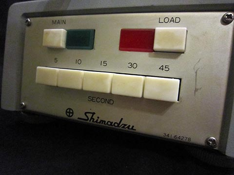 Shimadzu Микротвердомер Type M, Япония. Приборная доска.