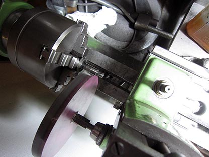 Threading attachment, grinding with degusite