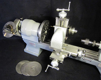 Perforated-disc dividing attachment with 4 discs for headstocks, Faceplate Ø 138 mm, vertical slide