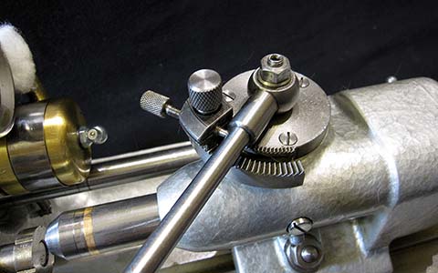 Станок для прокатки (роллирование) цапф Steinel SR 2. Точная регулировка упора хода цангового шпинделя.