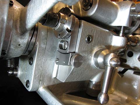 Станок для прокатки (роллирование) цапф Steinel SR 2. Точная регулировка.